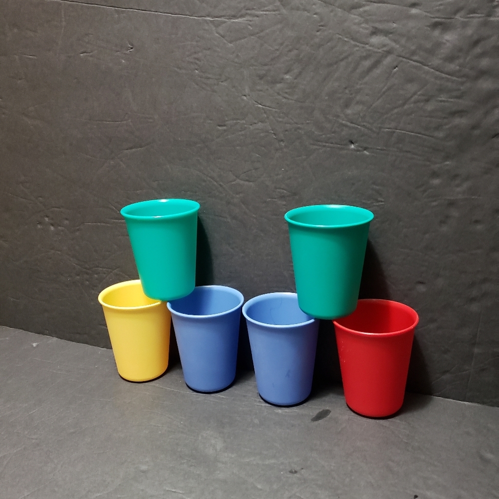 Vintage 1994 Set Of 6 LUV N' CARE Plastic Cups 7oz